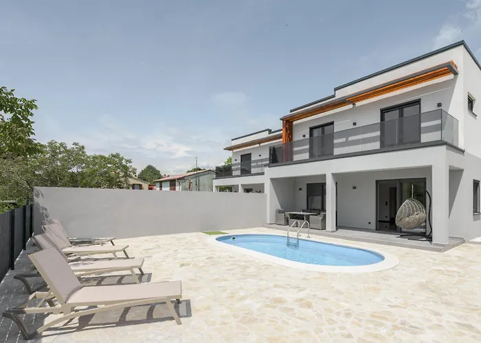 Sun&moon * Labin (Istria)